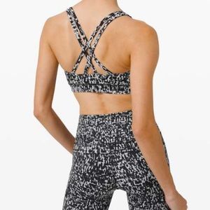 Lululemon Size 4 Speckled Squares Energy Sports Bra
